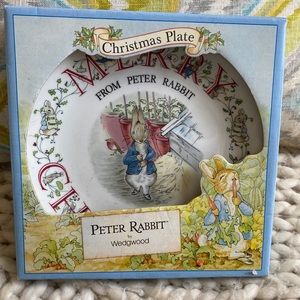 Vintage Peter Rabbit by Wedgewood 1992 Xmas plate